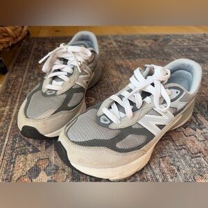 New Balance New Balance Big boy 6.5Y USA 990v6 Sneaker/fit Women size 8 Wide US